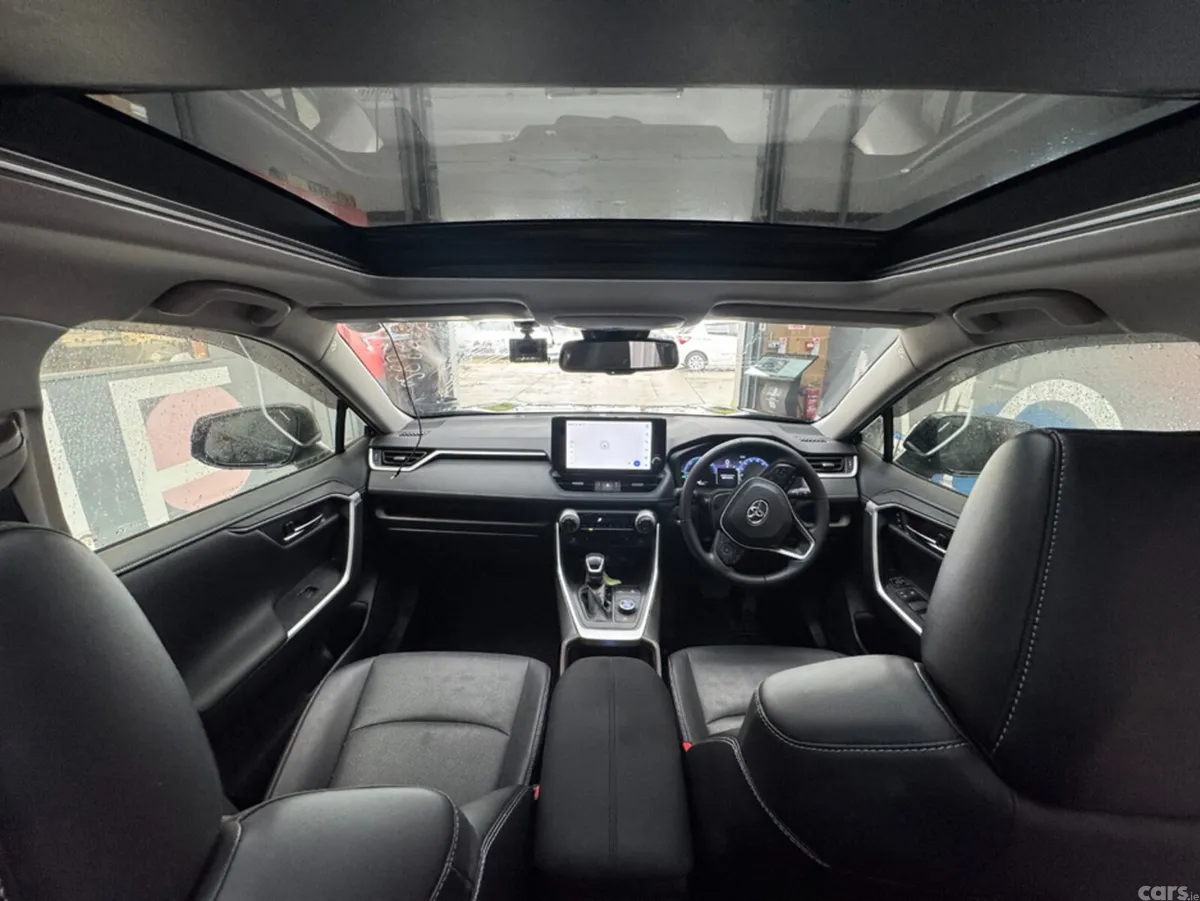 Toyota RAV4 SUV, Petrol Hybrid, 2023, Black