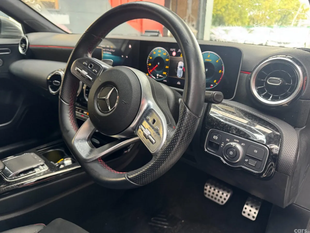 Mercedes-Benz A-Class Hatchback, Diesel, 2019, Grey