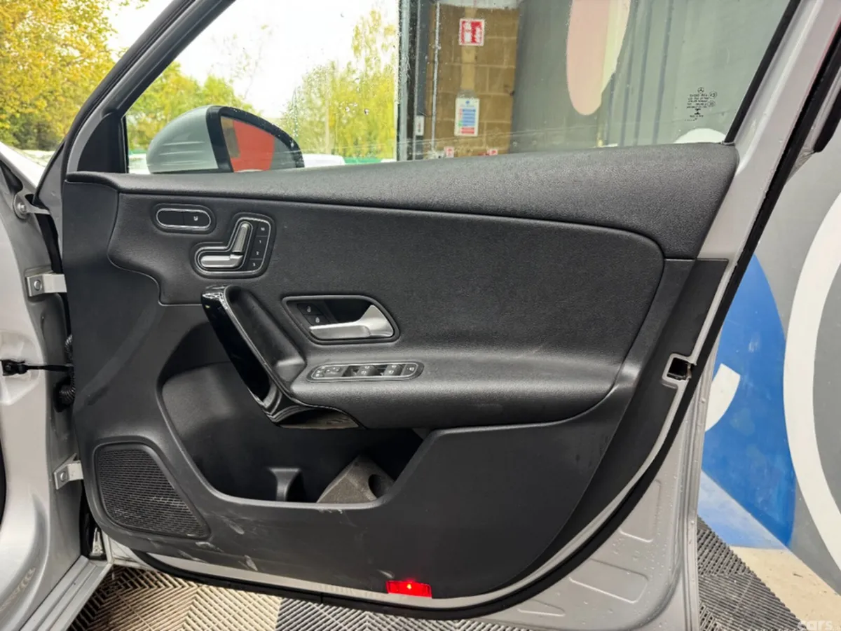 Mercedes-Benz A-Class Hatchback, Petrol, 2018, Silver