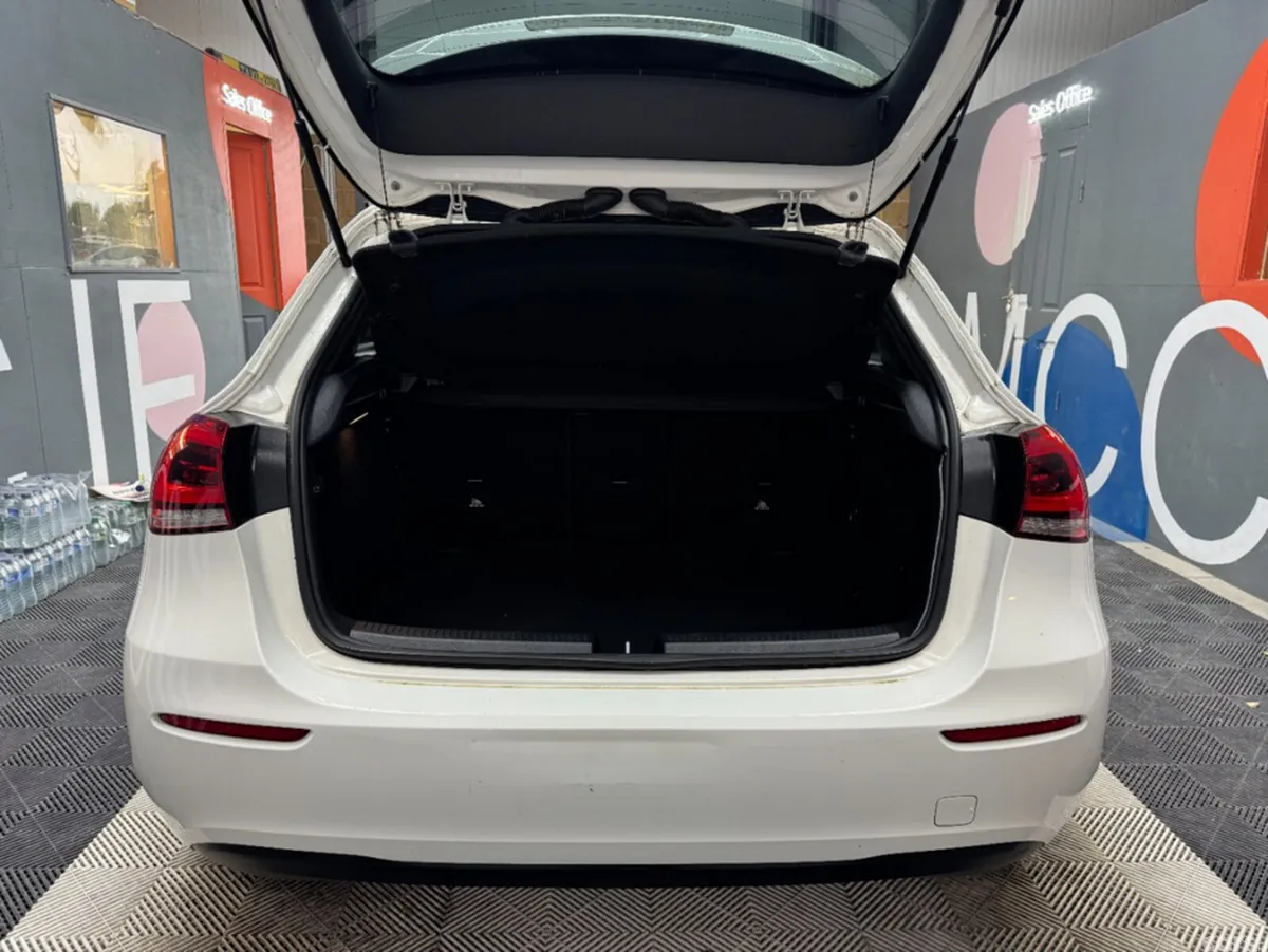 Mercedes-Benz A-Class Hatchback, Petrol, 2019, White