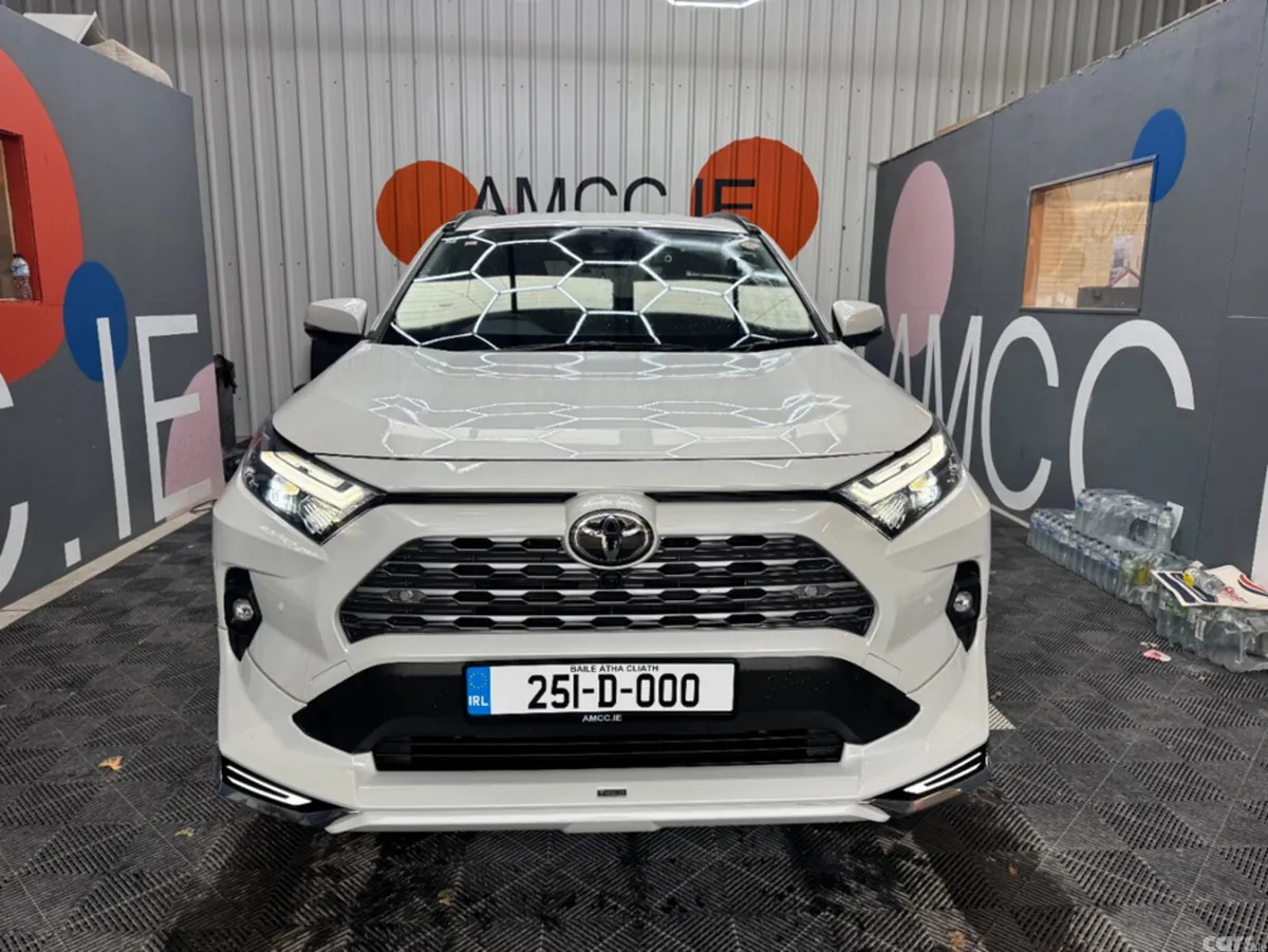 Toyota RAV4 SUV, Petrol Hybrid, 2025, White