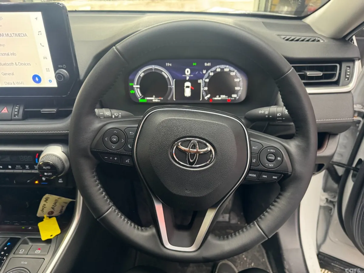 Toyota RAV4 SUV, Petrol Hybrid, 2025, White