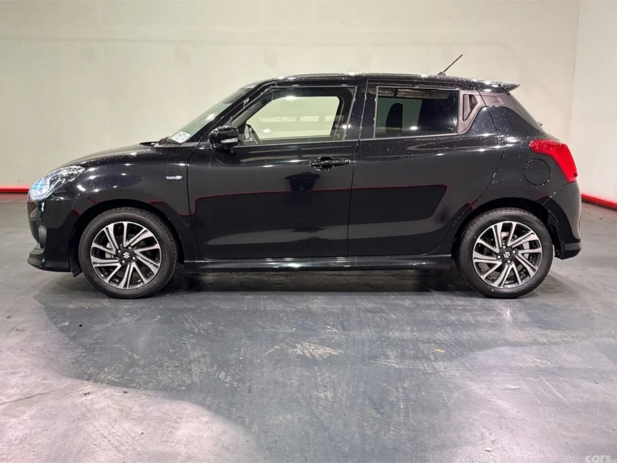 Suzuki Swift Hatchback, Petrol Hybrid, 2022, Black
