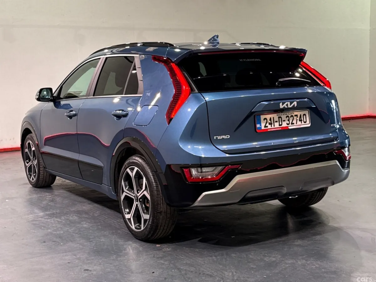 Kia Niro Estate, Petrol Hybrid, 2024, Blue