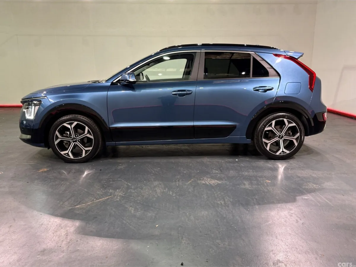 Kia Niro Estate, Petrol Hybrid, 2024, Blue
