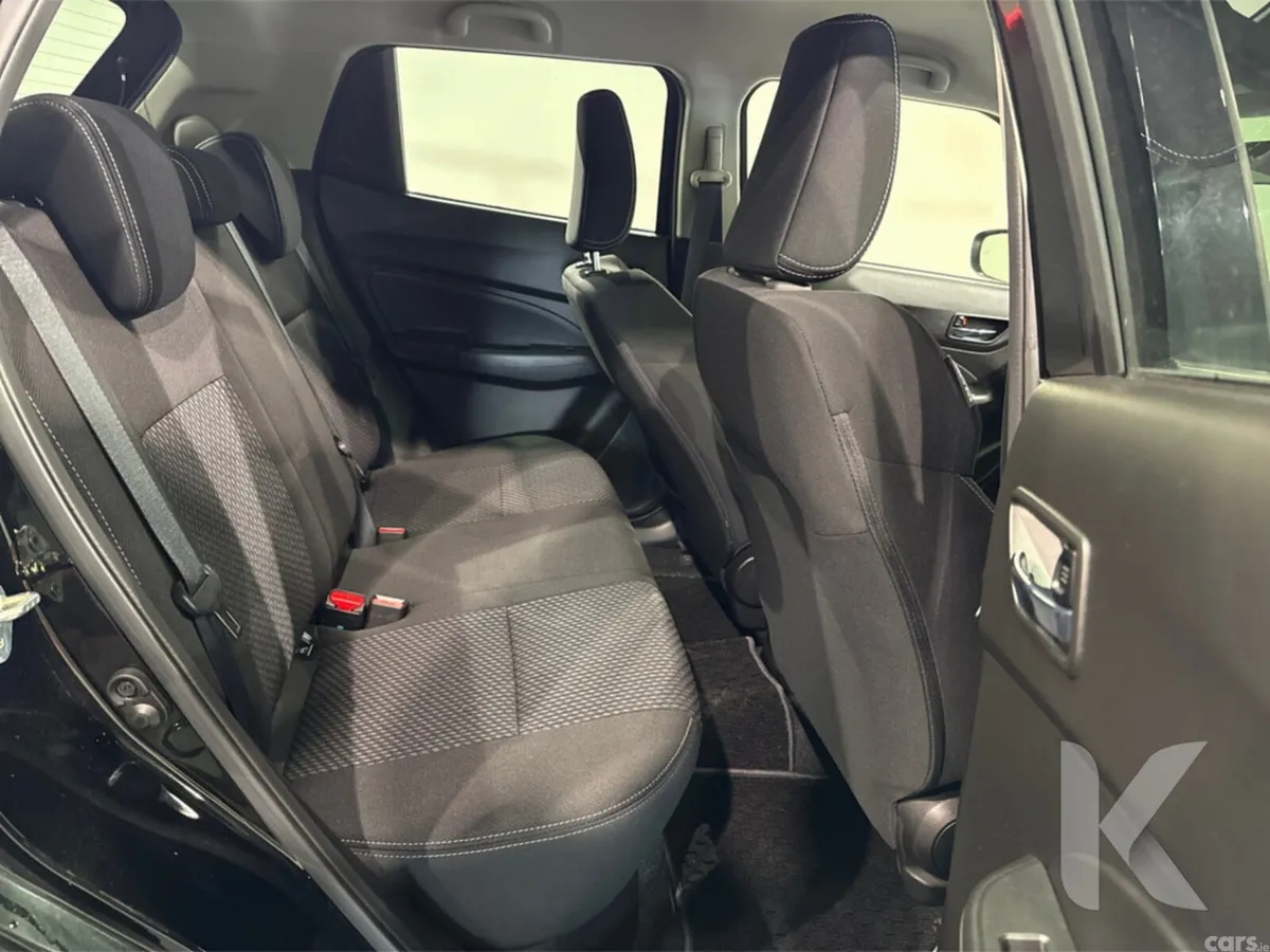 Suzuki Swift Hatchback, Petrol Hybrid, 2022, Black