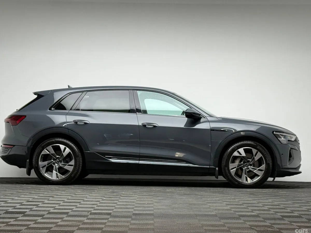 Audi Q8 e-tron SUV, Electric, 2023, Grey
