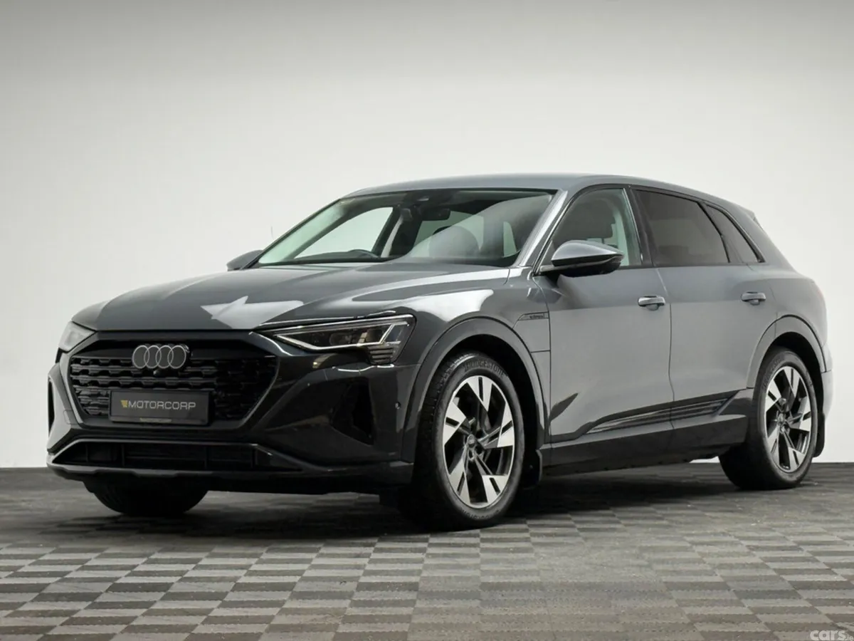 Audi Q8 e-tron SUV, Electric, 2023, Grey