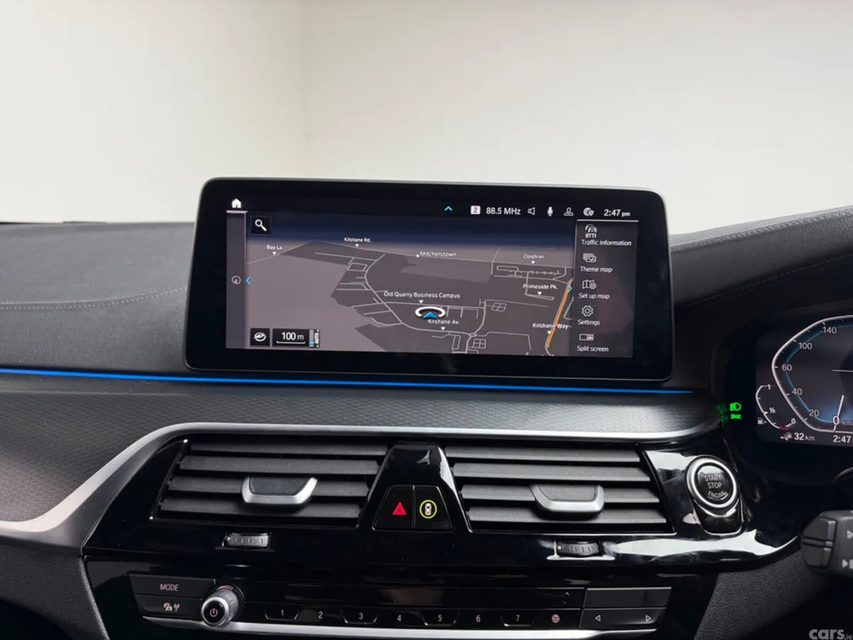 BMW 5-Series Estate, Petrol Plug-in Hybrid, 2024, Grey