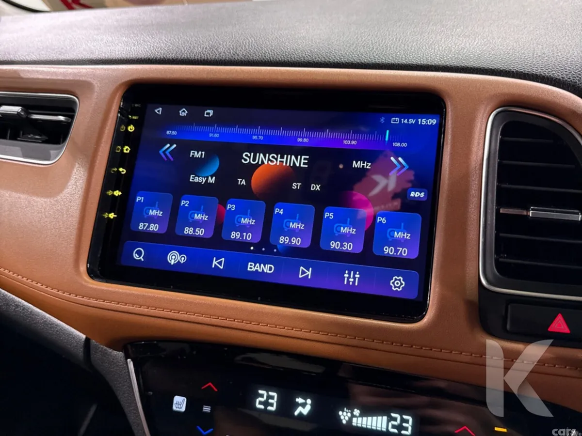 Honda Vezel Estate, Petrol Hybrid, 2019, White