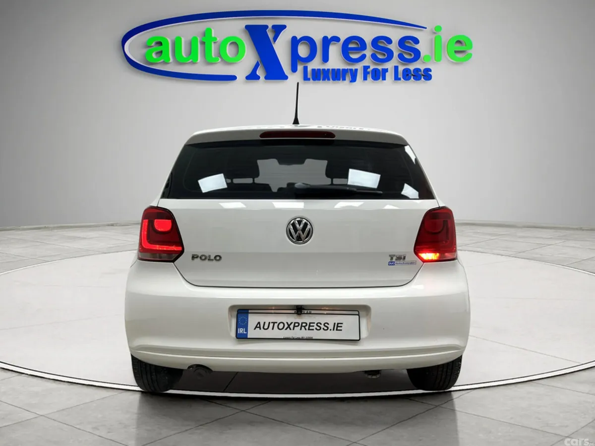 Volkswagen Polo Hatchback, Petrol, 2010, White
