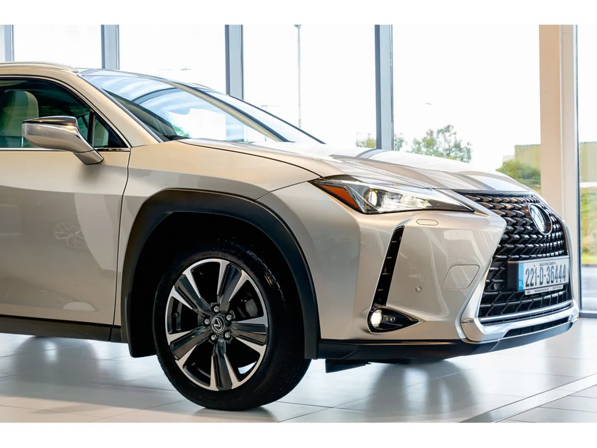 Lexus UX Estate, Petrol Hybrid, 2022, Silver