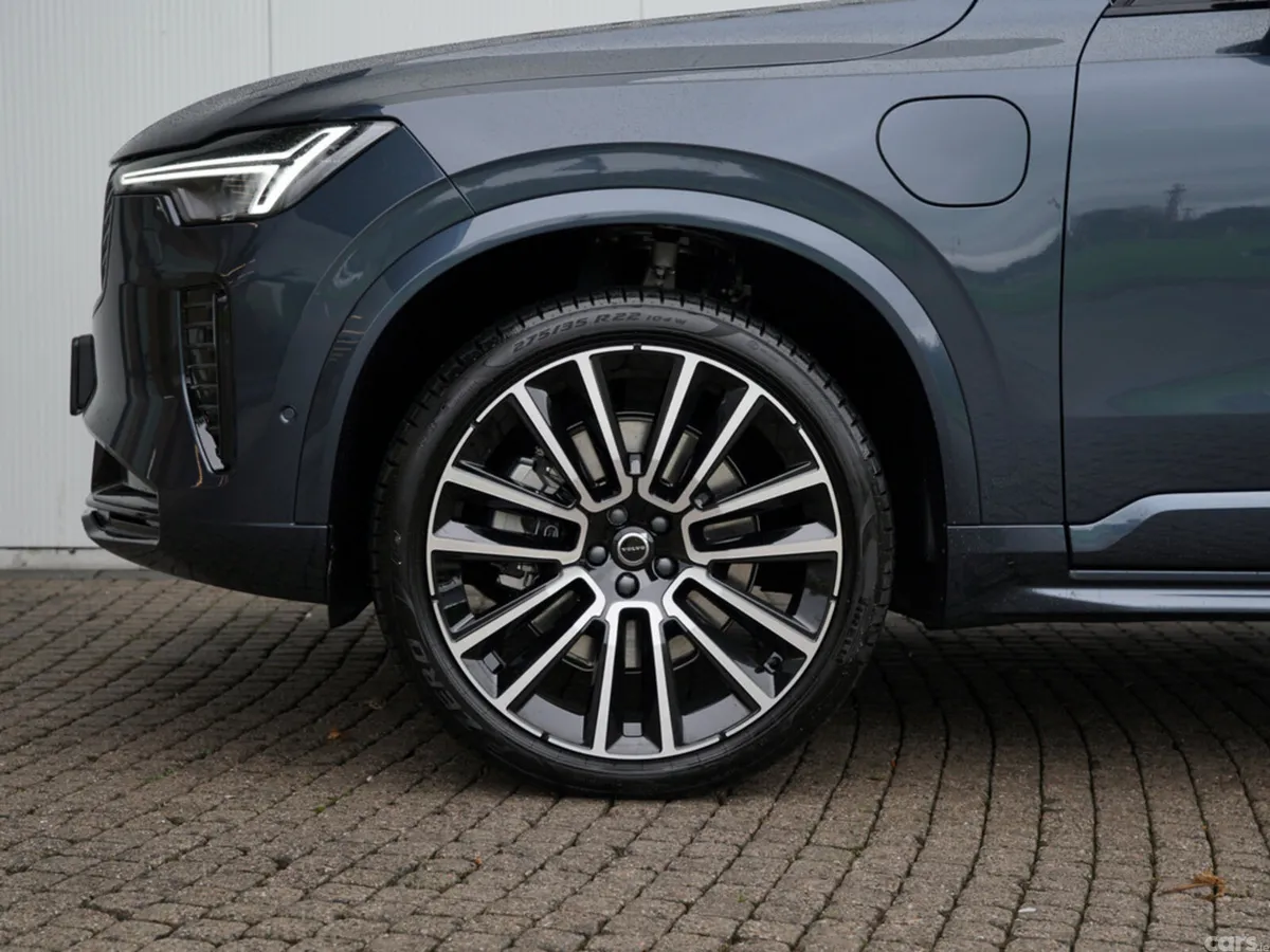 Volvo XC90 SUV, Petrol Hybrid, 2026, Blue