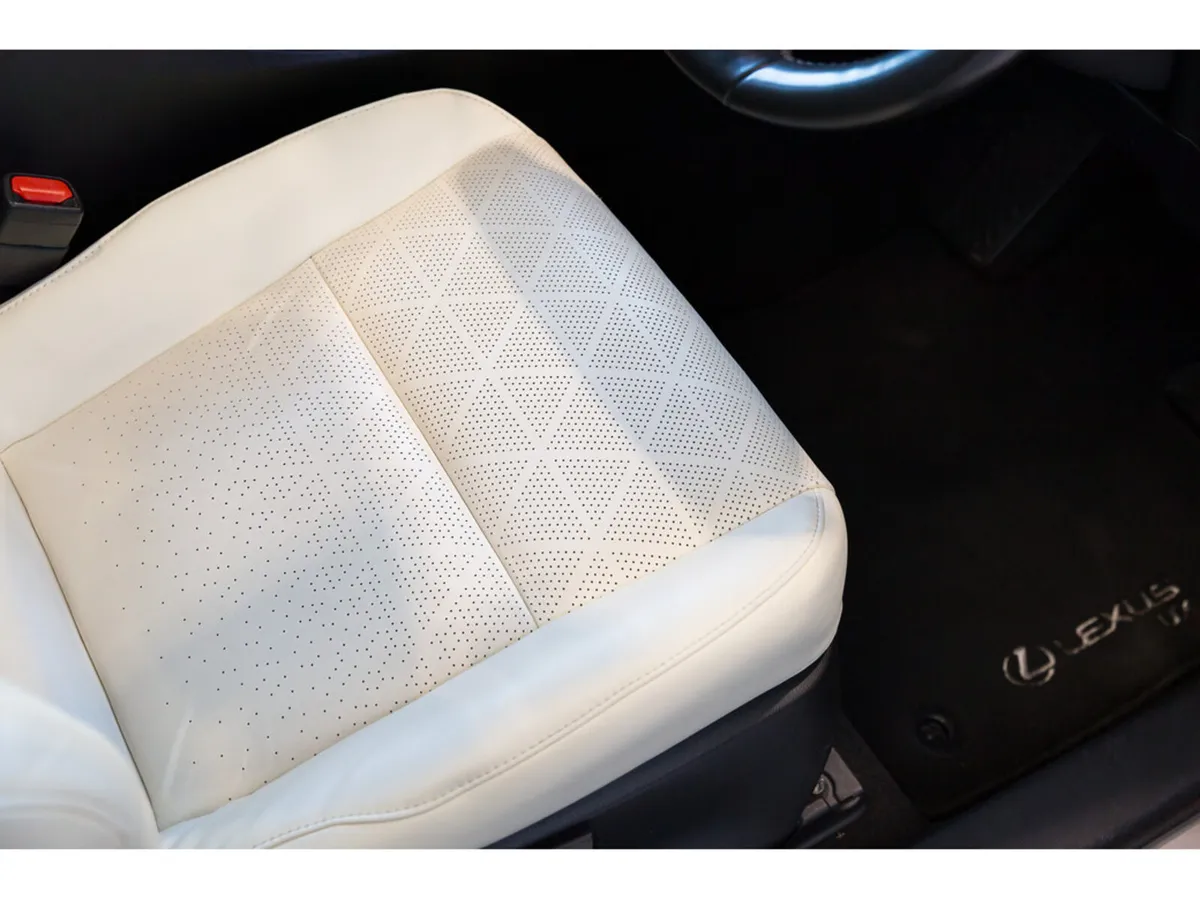Lexus UX Estate, Petrol Hybrid, 2022, Silver
