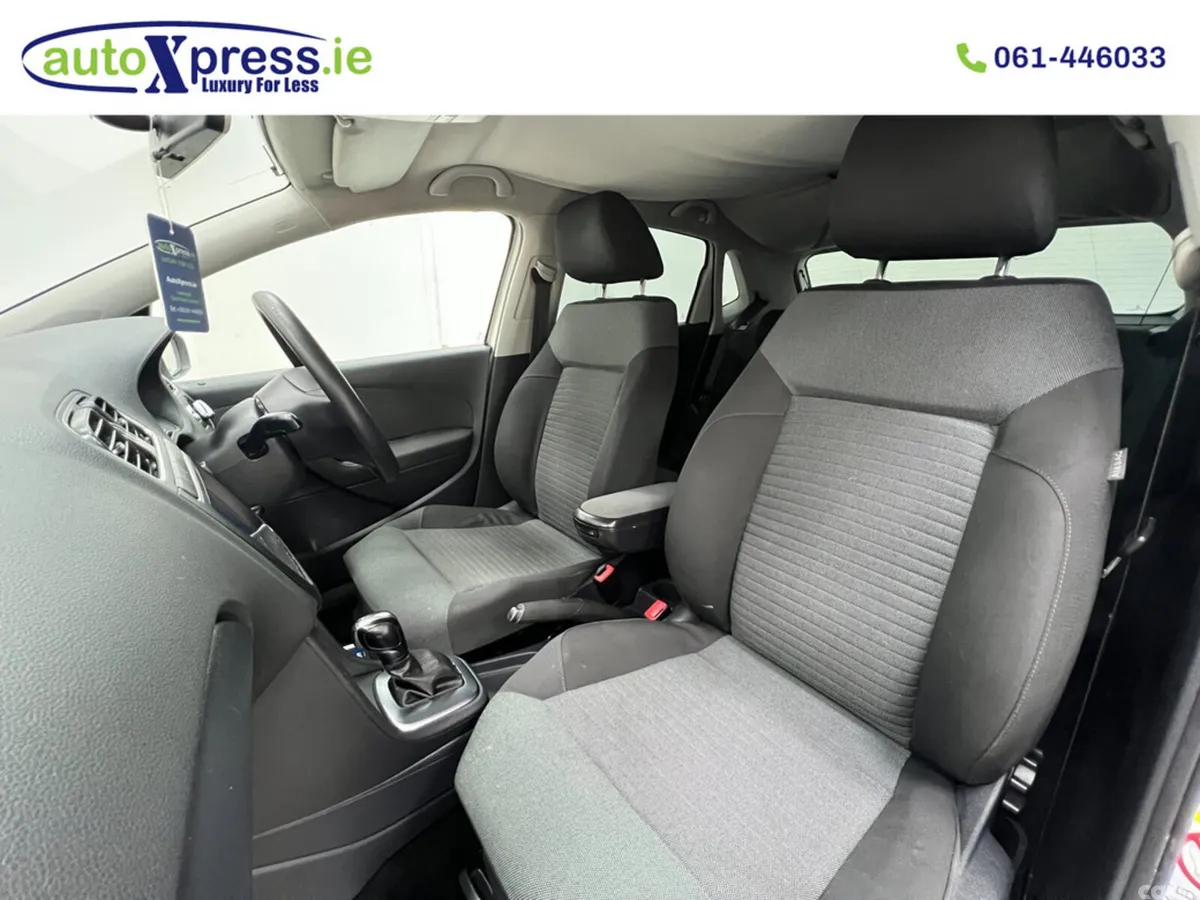 Volkswagen Polo Hatchback, Petrol, 2010, White