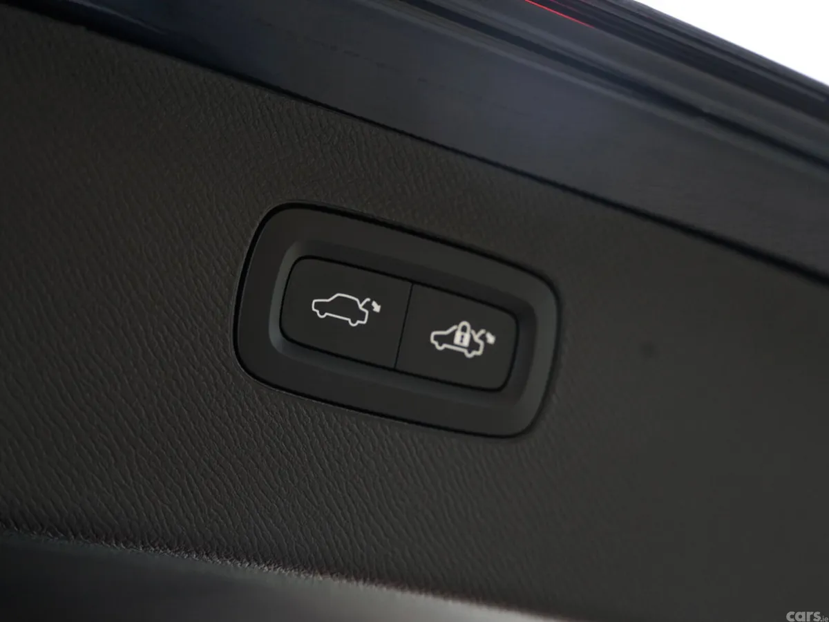 Volvo XC90 SUV, Petrol Hybrid, 2026, Blue