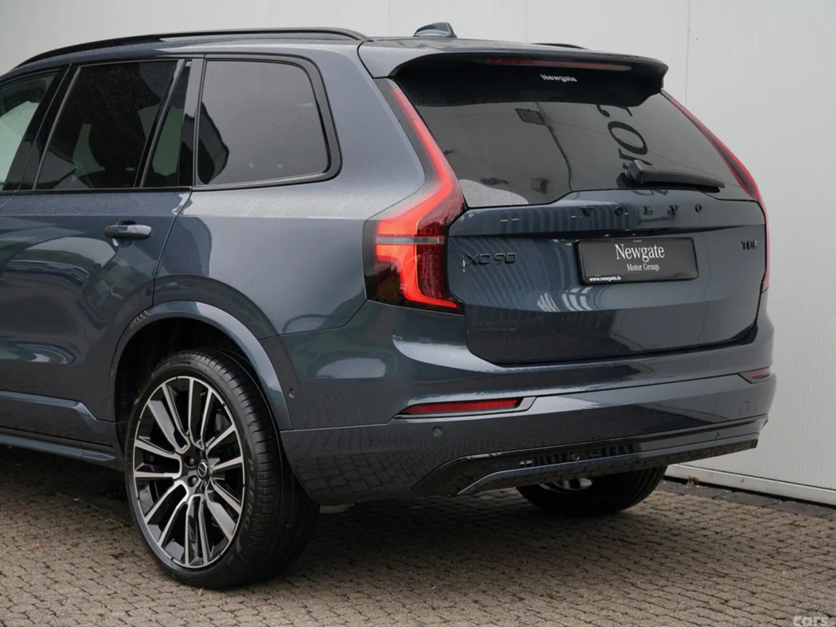 Volvo XC90 SUV, Petrol Hybrid, 2026, Blue