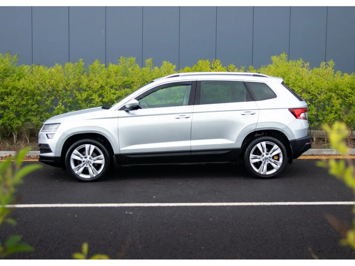 Skoda Karoq Estate, Diesel, 2019, Grey