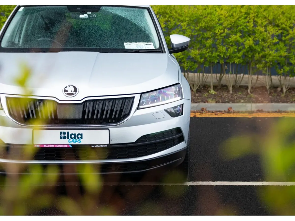 Skoda Karoq Estate, Diesel, 2019, Grey