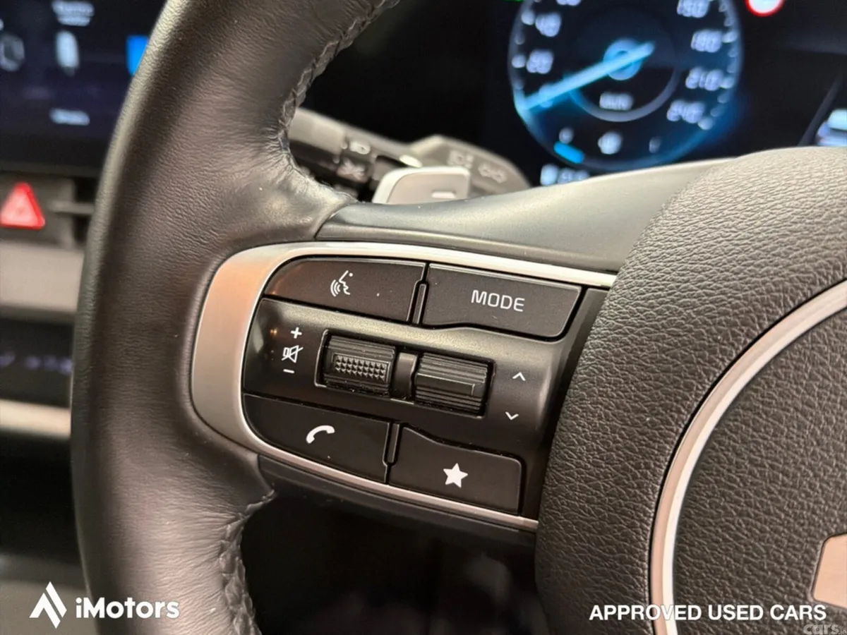 Kia Sportage SUV, Petrol Hybrid, 2024, Grey