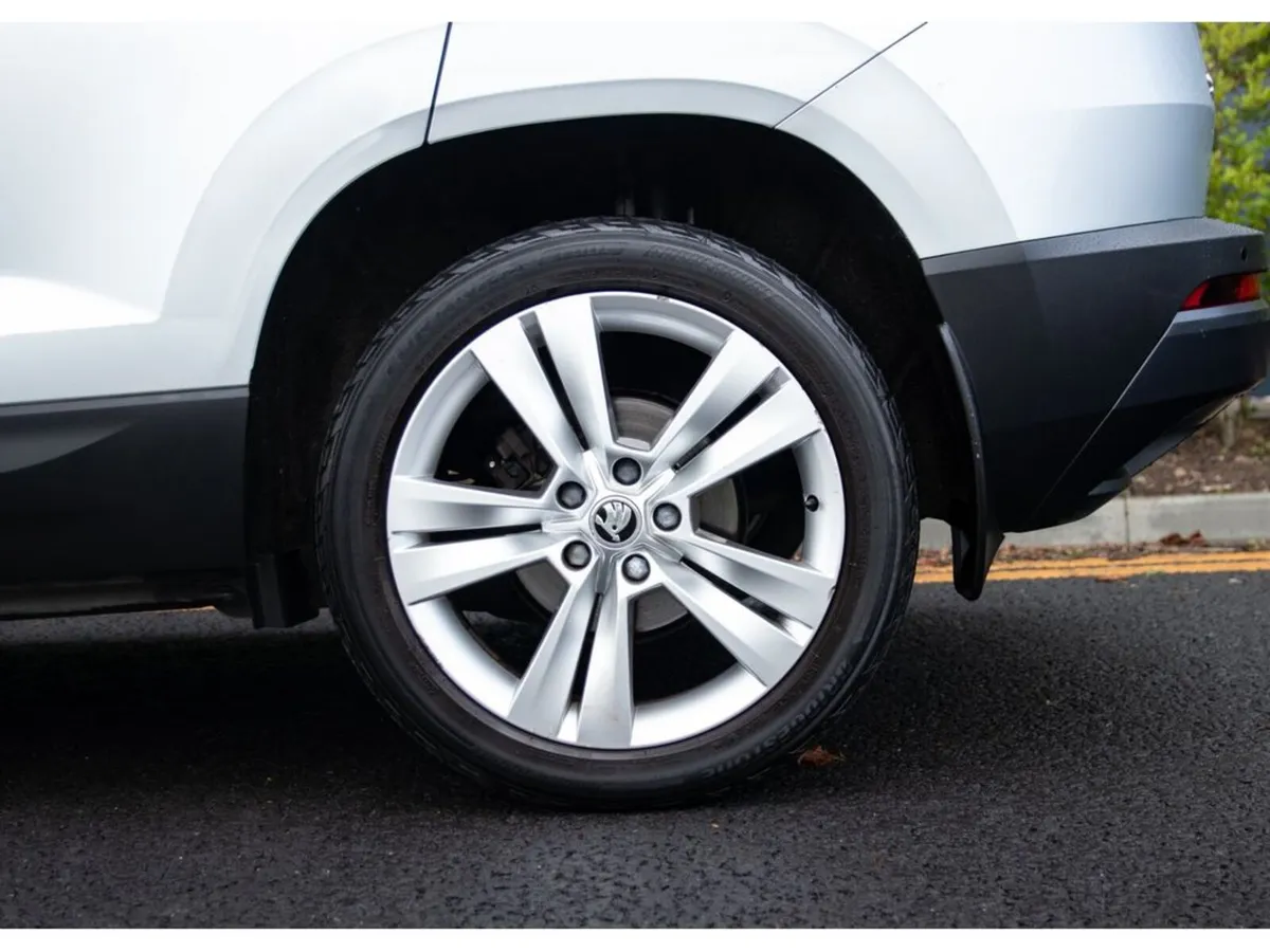 Skoda Karoq Estate, Diesel, 2019, Grey