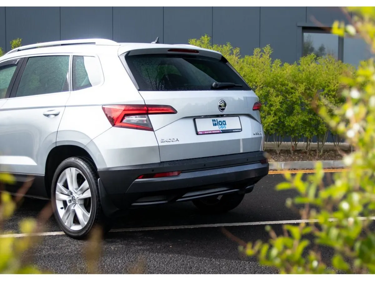 Skoda Karoq Estate, Diesel, 2019, Grey