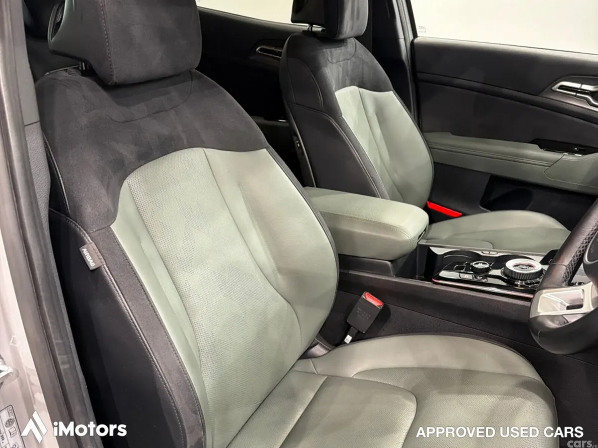 Kia Sportage SUV, Petrol Hybrid, 2024, Grey