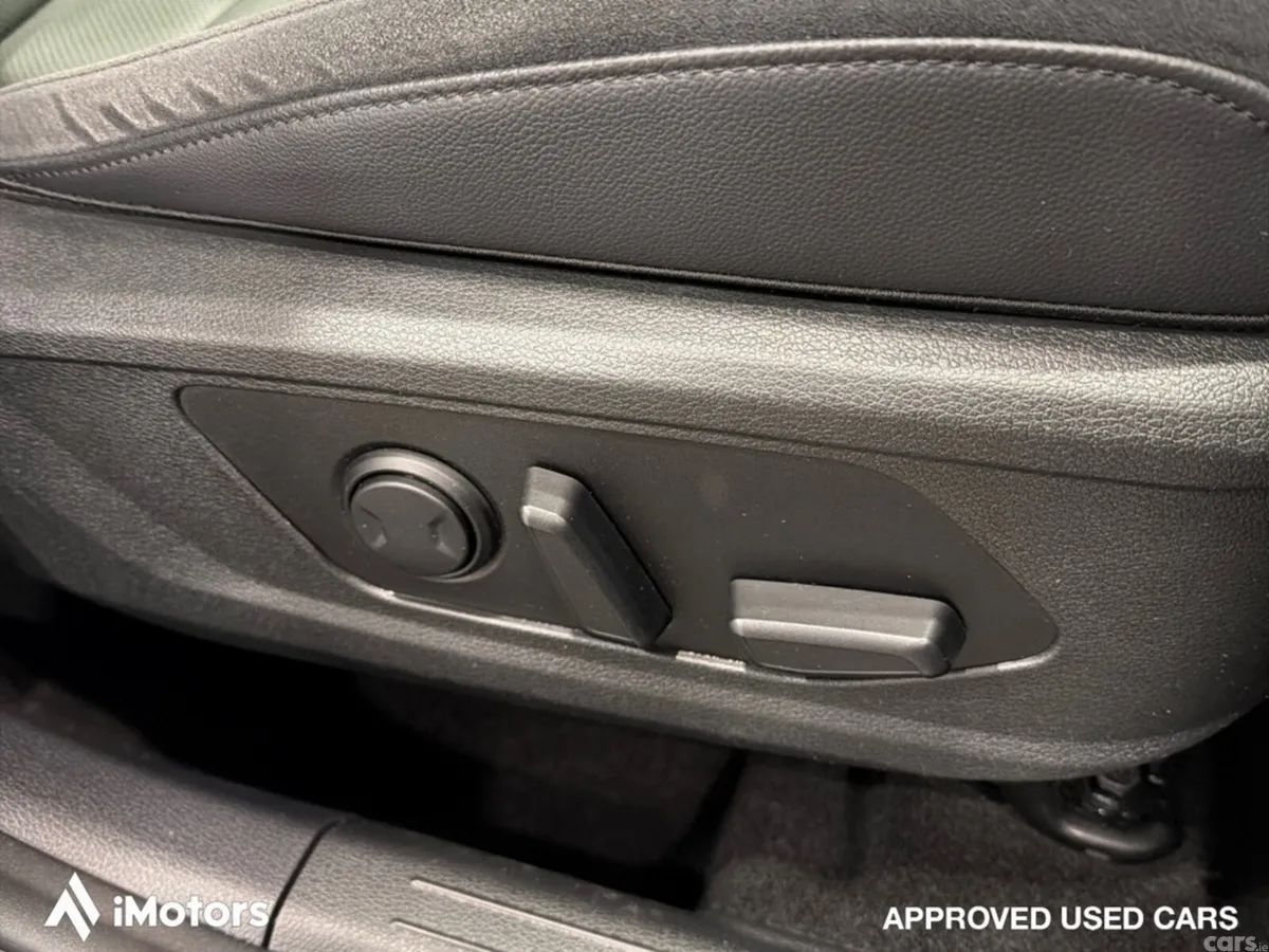 Kia Sportage SUV, Petrol Hybrid, 2024, Grey