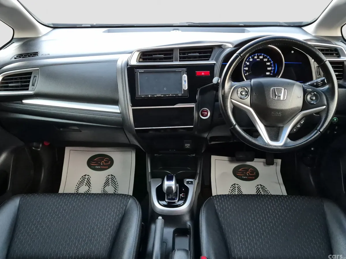 Honda Fit Hatchback, Petrol Hybrid, 2015, Blue