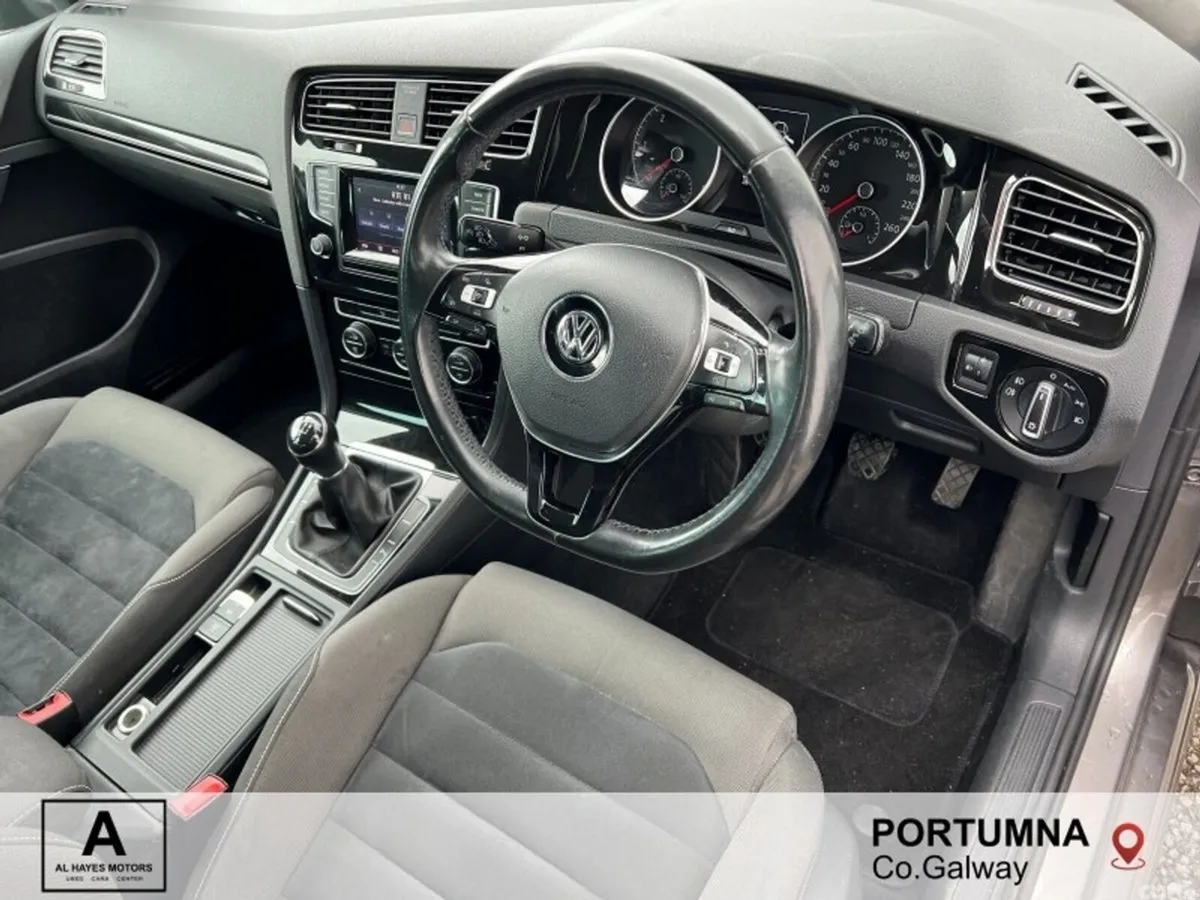 Volkswagen Golf Hatchback, Diesel, 2016, Grey