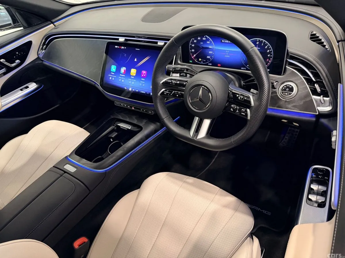 Mercedes-Benz E-Class Saloon, Diesel Plug-in Hybrid, 2025, Blue