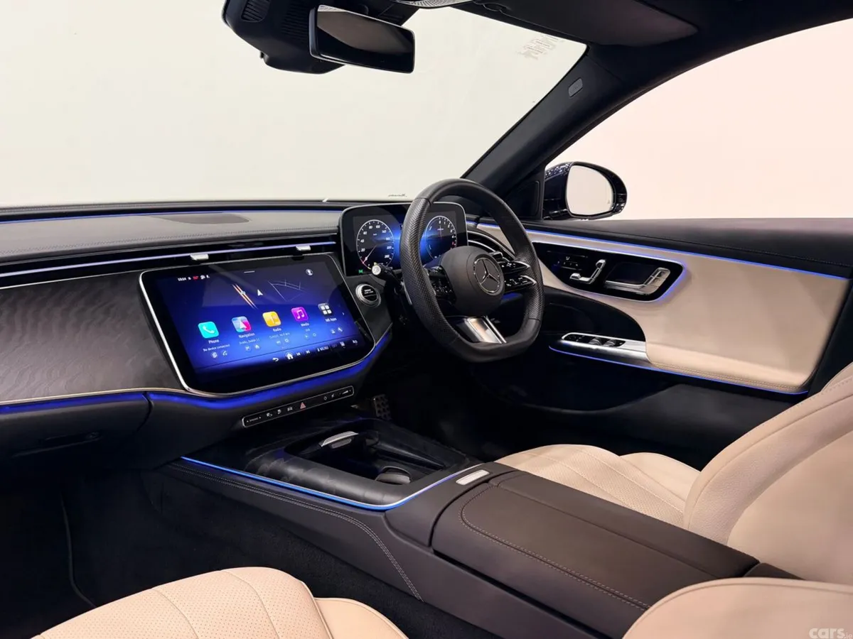 Mercedes-Benz E-Class Saloon, Diesel Plug-in Hybrid, 2025, Blue