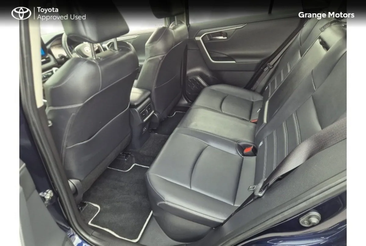 Toyota RAV4 SUV, Petrol Hybrid, 2023, Blue