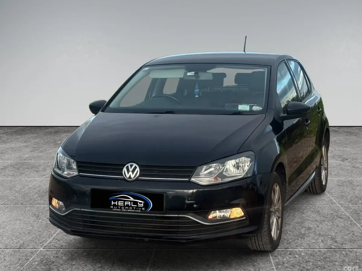 Volkswagen Polo Hatchback, Petrol, 2015, Black