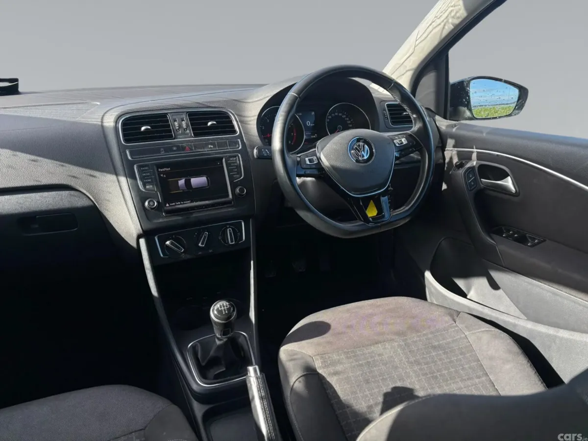 Volkswagen Polo Hatchback, Petrol, 2015, Black