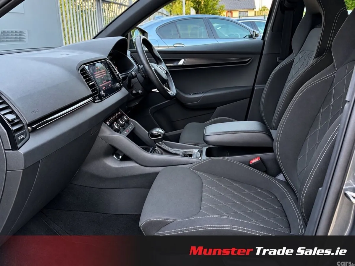 Skoda Karoq Estate, Diesel, 2023, Grey