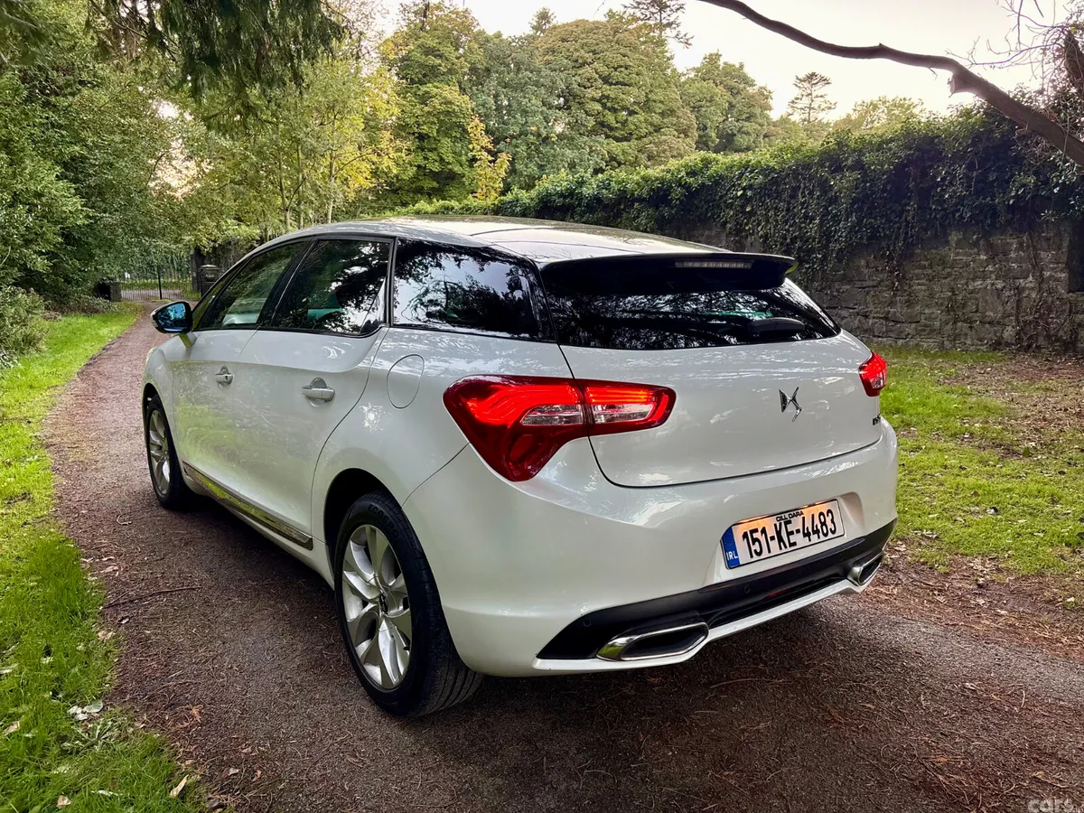 DS Automobiles DS 5 Hatchback, Diesel, 2015, White