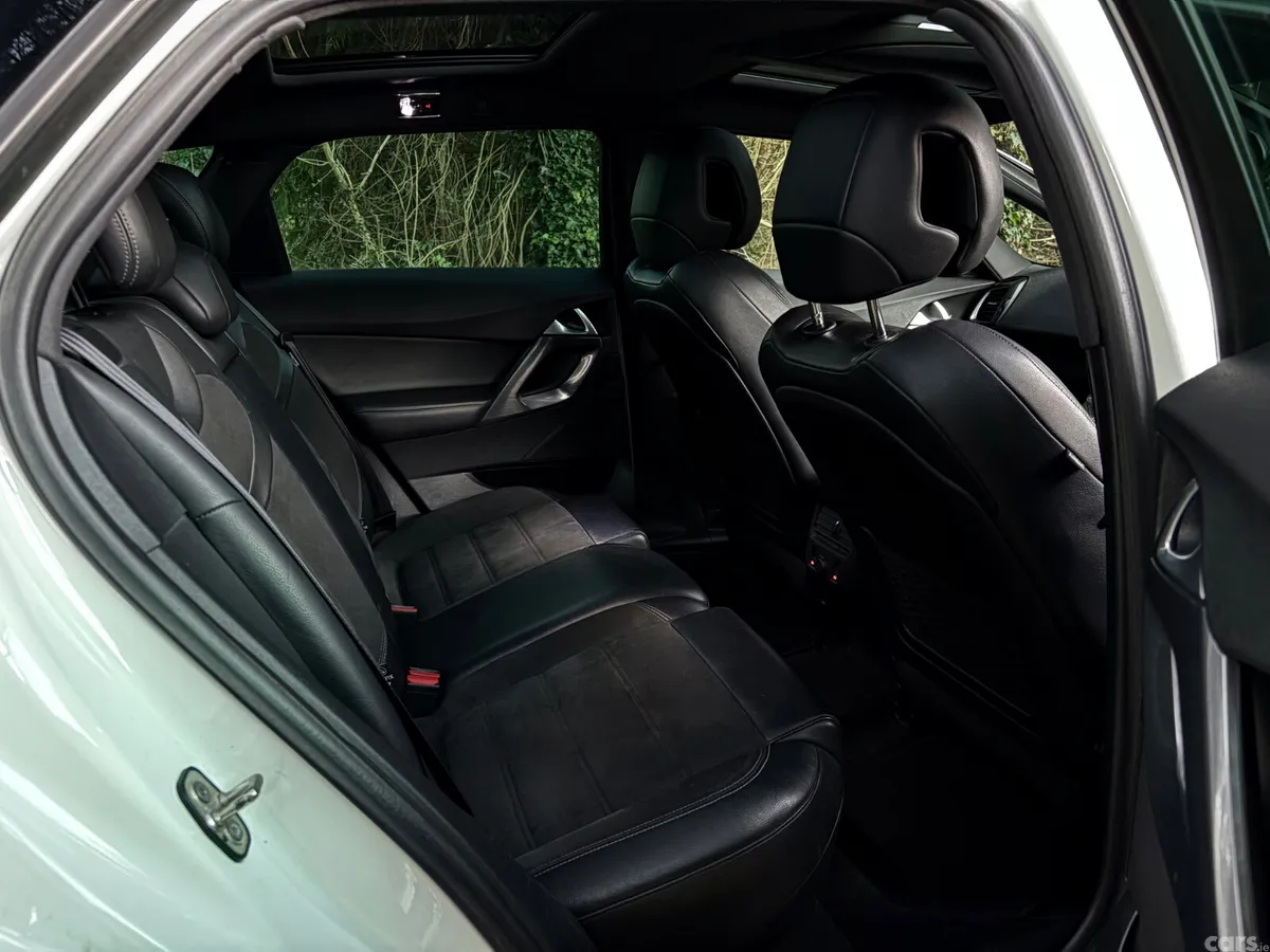 DS Automobiles DS 5 Hatchback, Diesel, 2015, White