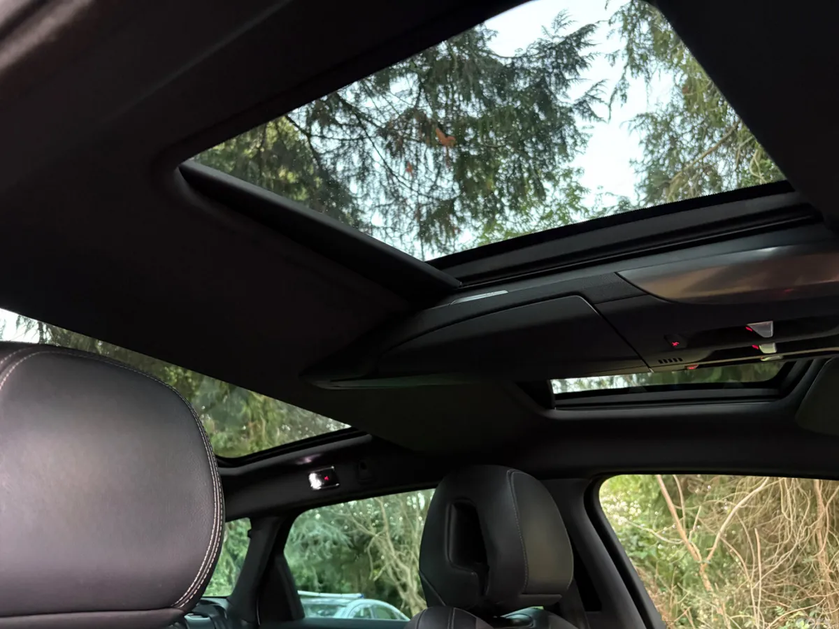 DS Automobiles DS 5 Hatchback, Diesel, 2015, White