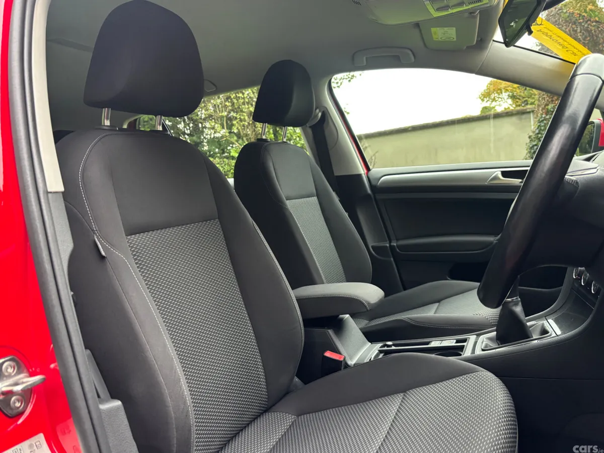 Volkswagen Golf Hatchback, Petrol, 2019, Red