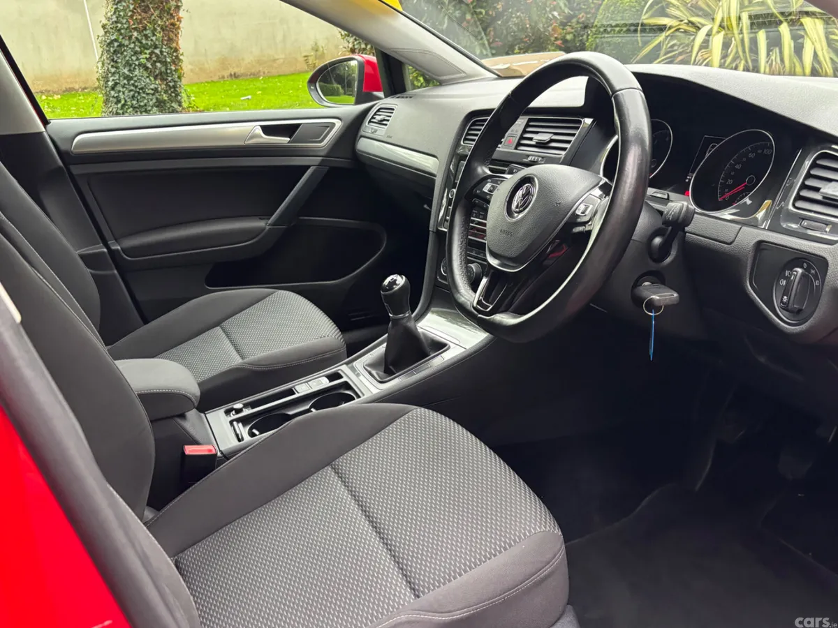 Volkswagen Golf Hatchback, Petrol, 2019, Red
