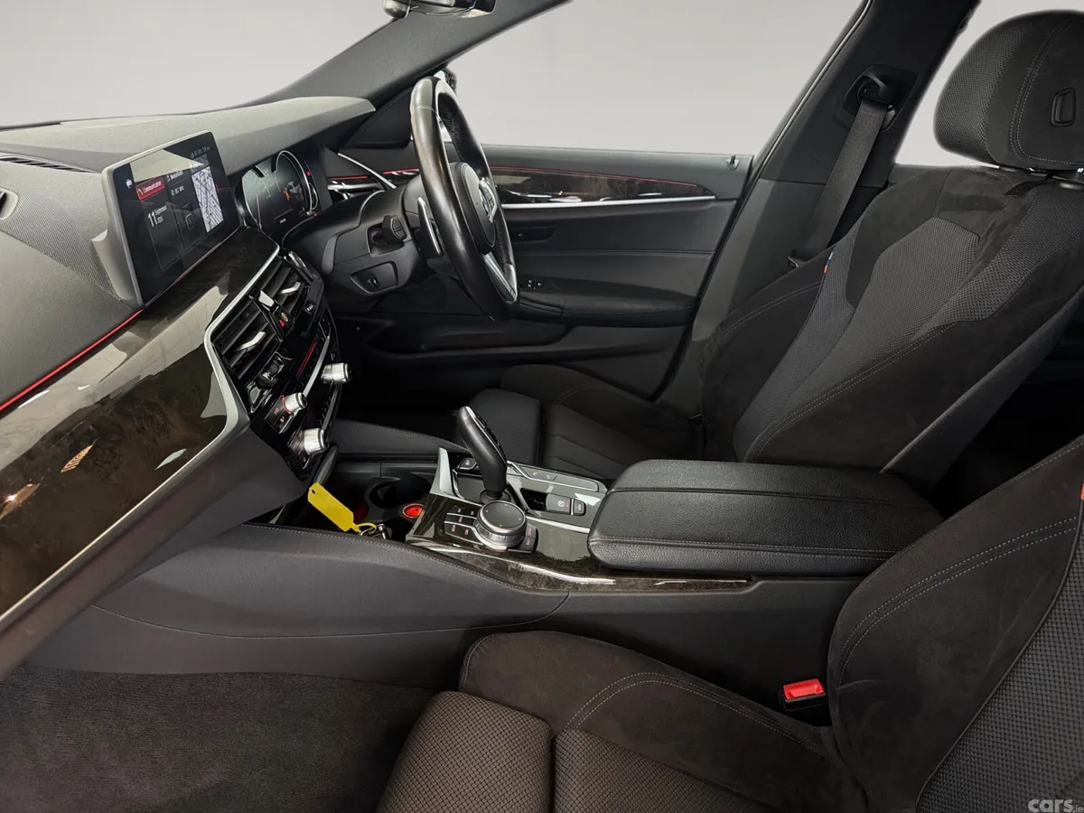 BMW 5-Series Saloon, Diesel, 2017, White