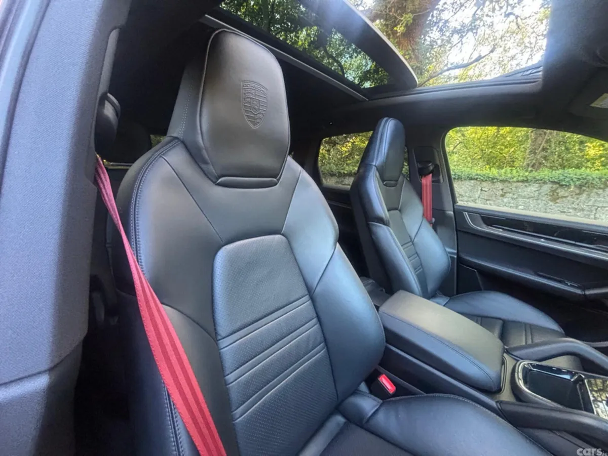 Porsche Cayenne SUV, Petrol Plug-in Hybrid, 2024, Red