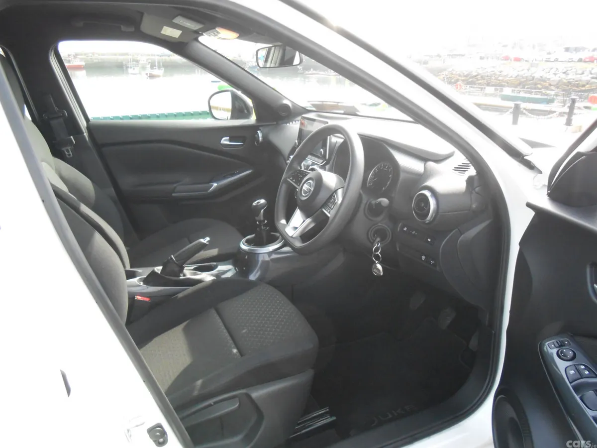 Nissan Juke SUV, Petrol, 2020, White