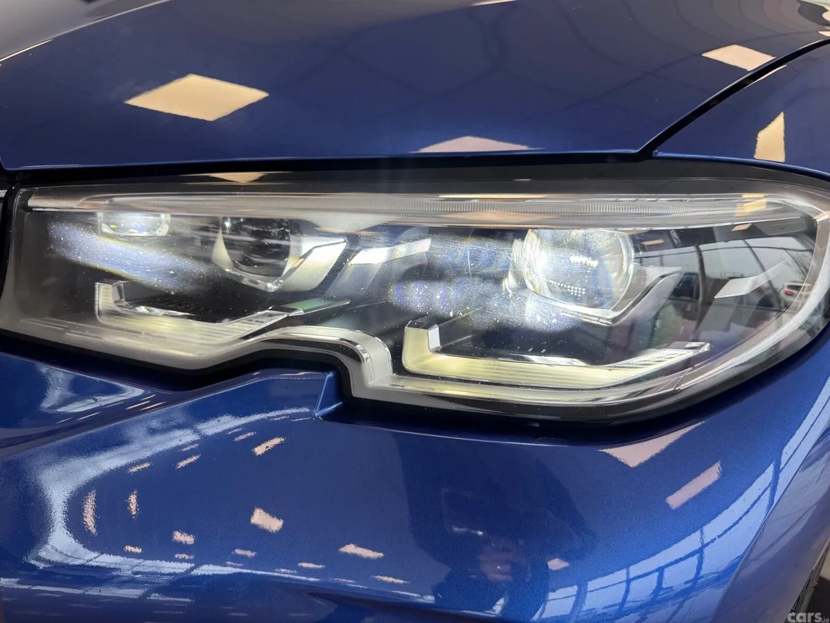 BMW 3-Series Saloon, Diesel, 2019, Blue