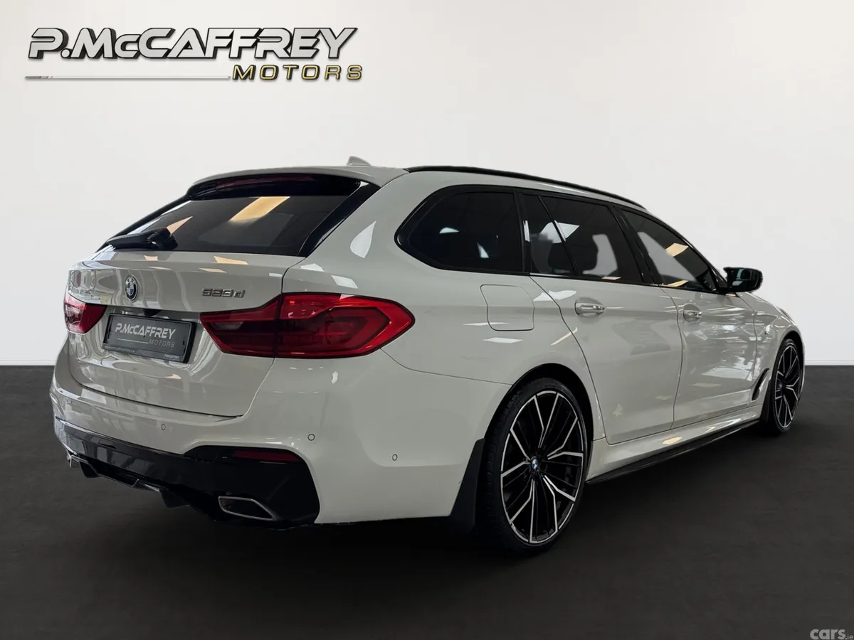 BMW 5-Series Estate, Diesel, 2017, White