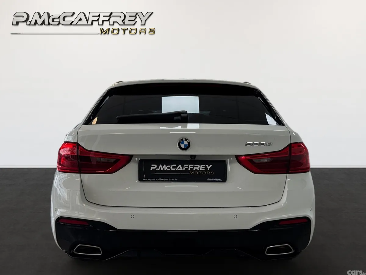 BMW 5-Series Estate, Diesel, 2017, White