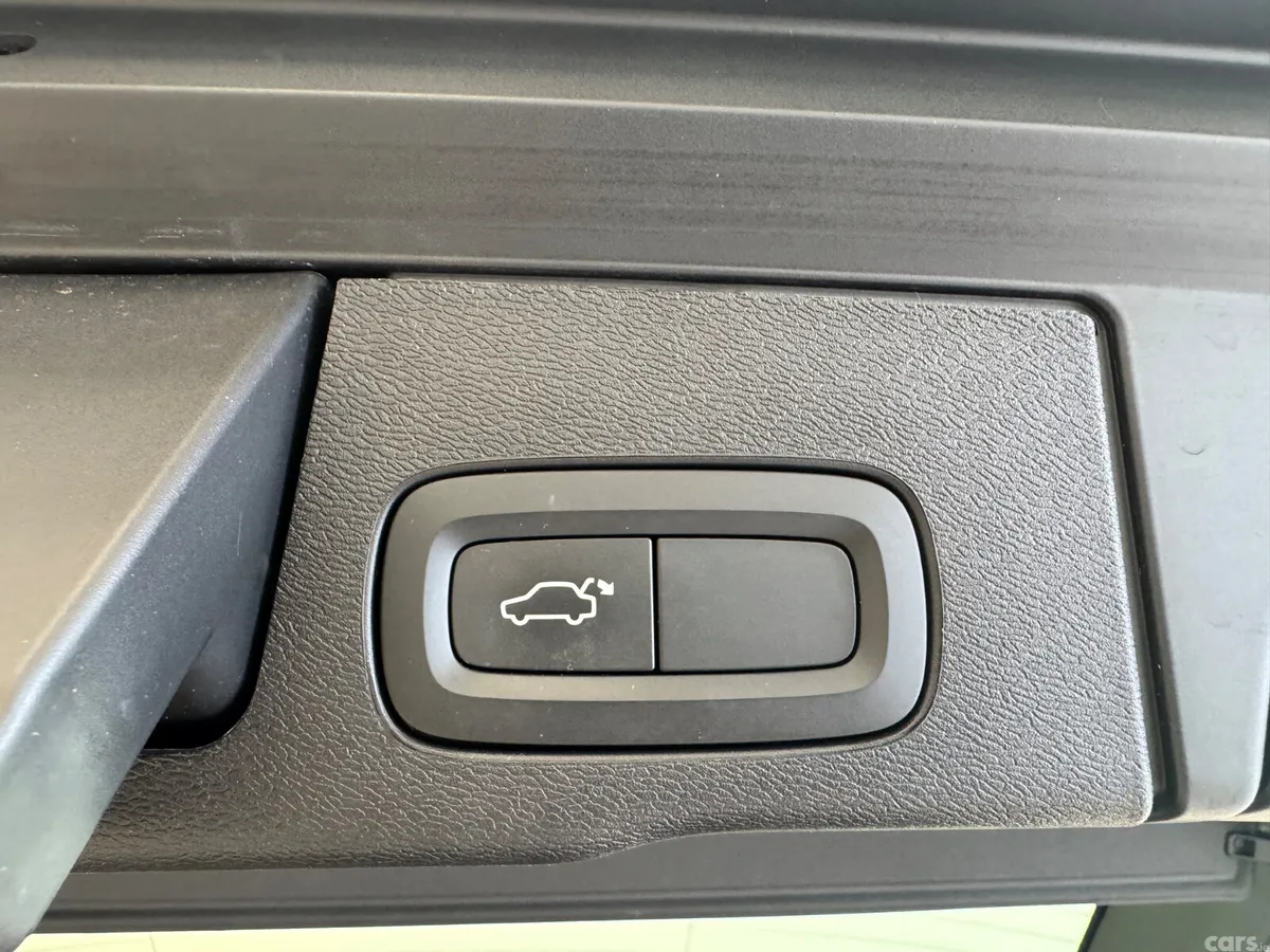 Volvo XC60 SUV, Diesel, 2021, Grey