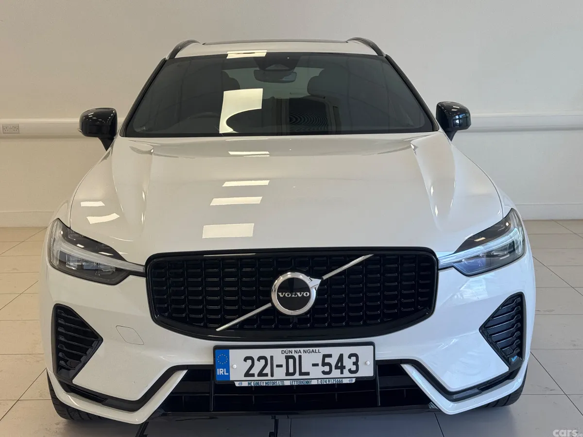 Volvo XC60 SUV, Petrol Plug-in Hybrid, 2022, White