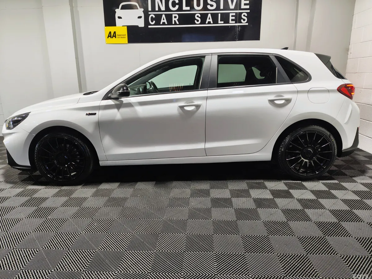 Hyundai i30 Hatchback, Petrol, 2022, White